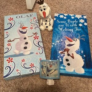 Disney Olaf Kids pictures, bank and night light